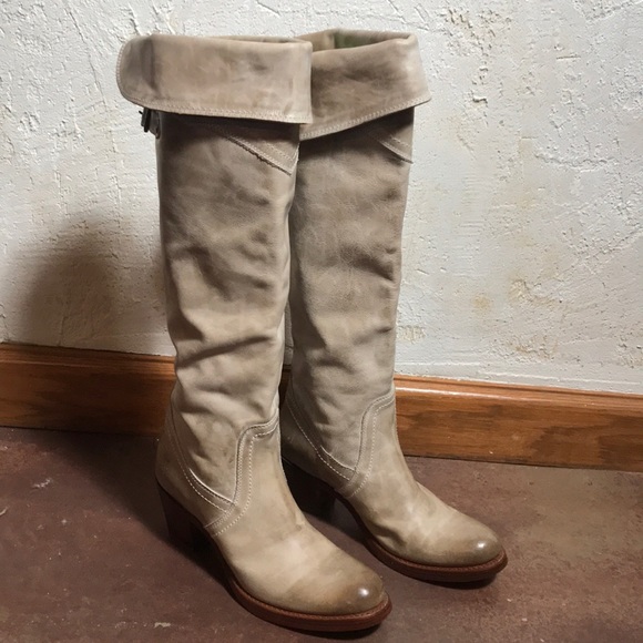 Frye Shoes - Frye Boots